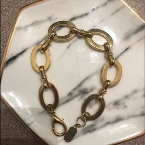 JLo chain bracelet